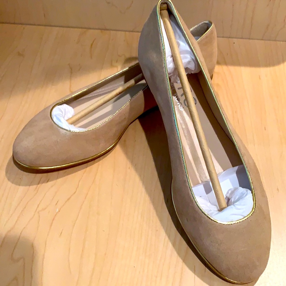 Beige suede ballet flats. 8